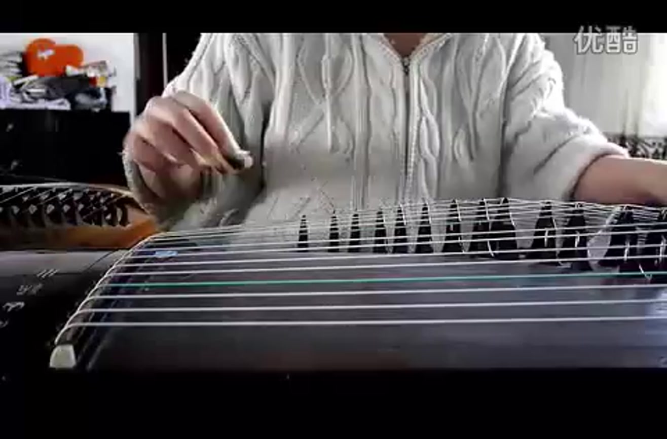 "Rolling in the Deep" on a guzheng.