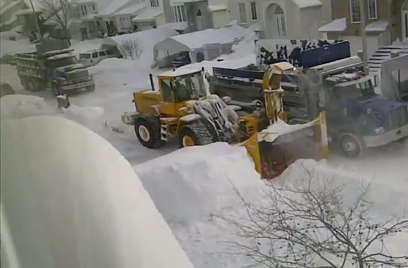 Innovative snow removal in Montreal after an intensive storm.