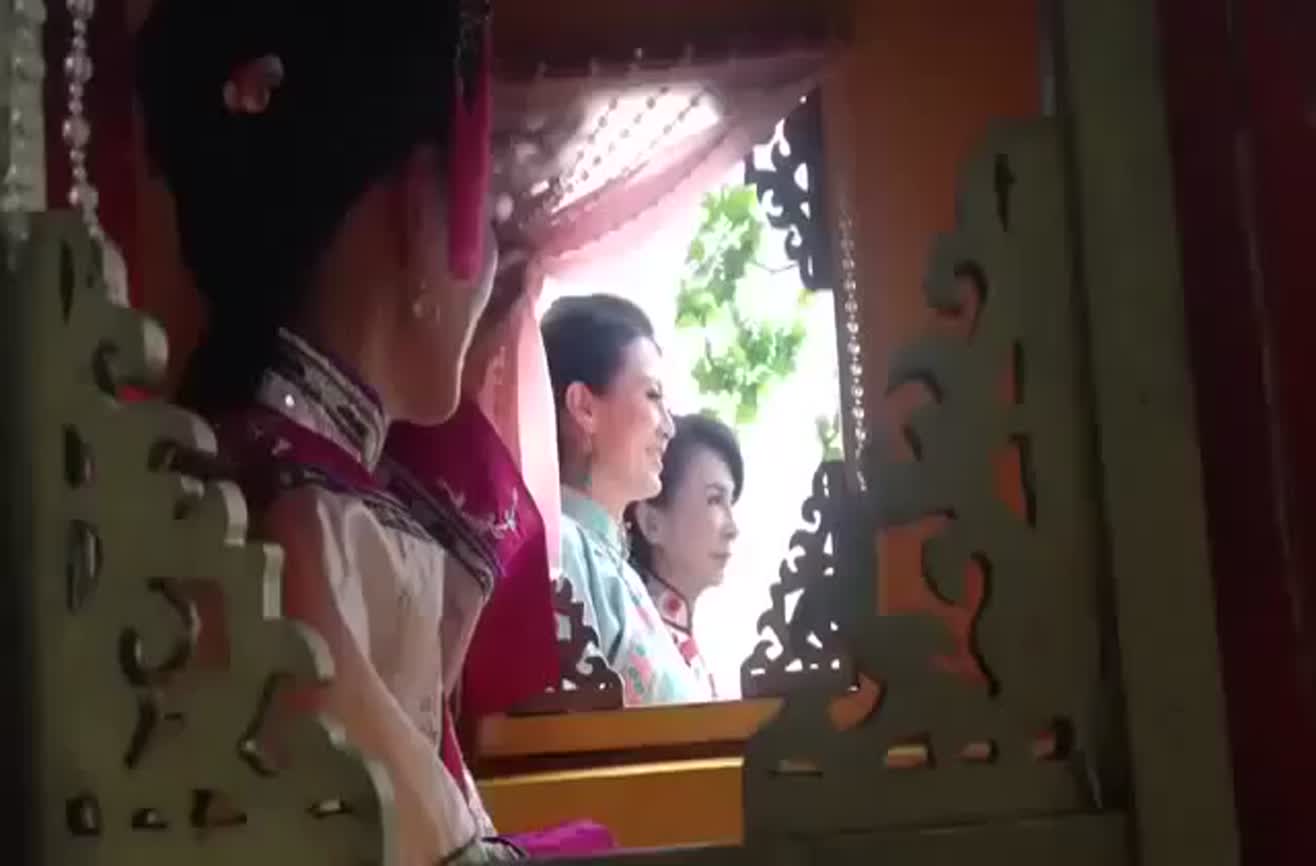 Special effects in a Chinese film...