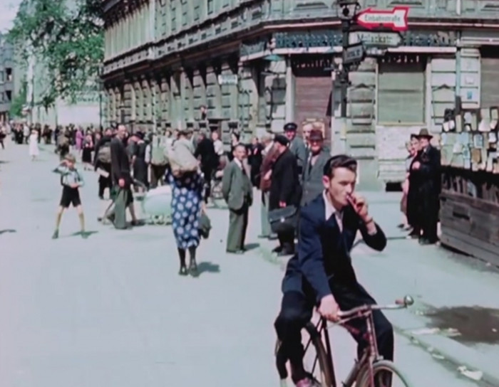 color-footage-of-berlin-from-1945