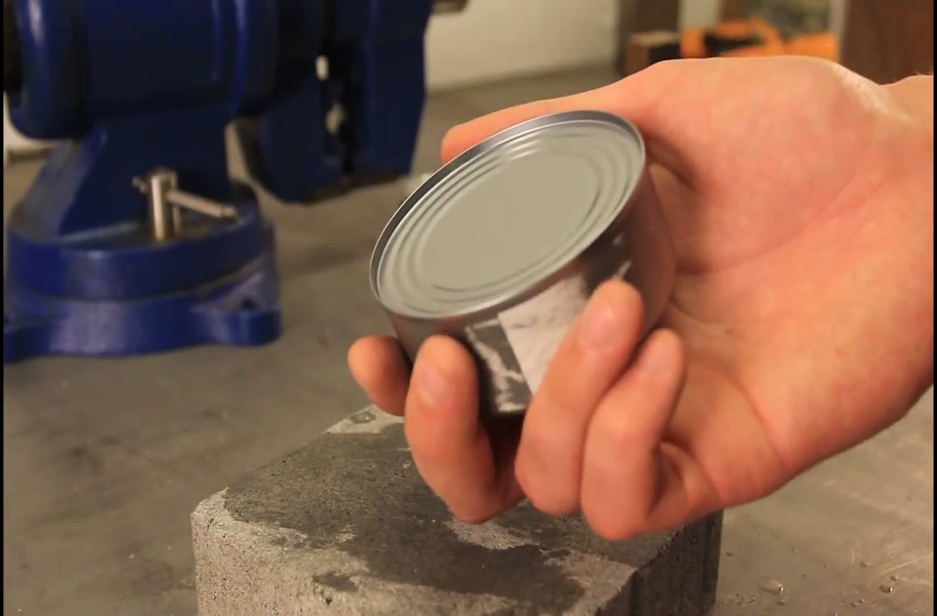 How to open a can without a can opener 