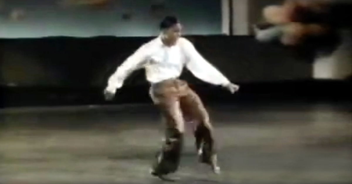 1930 footage of Earl "Snake Hips" Tucker dancing in his famous way.
