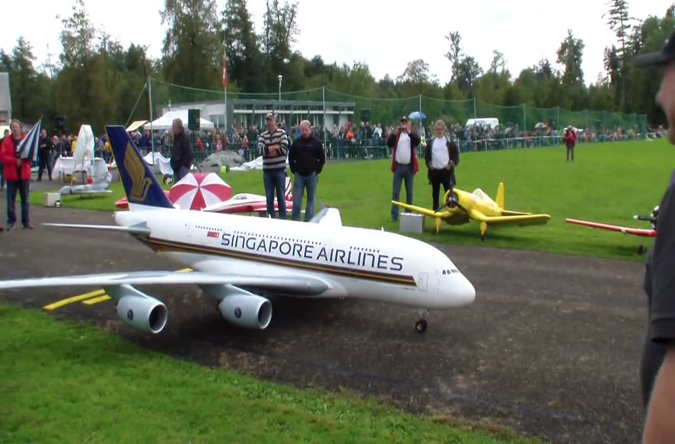 A giant remote controlled A380.
