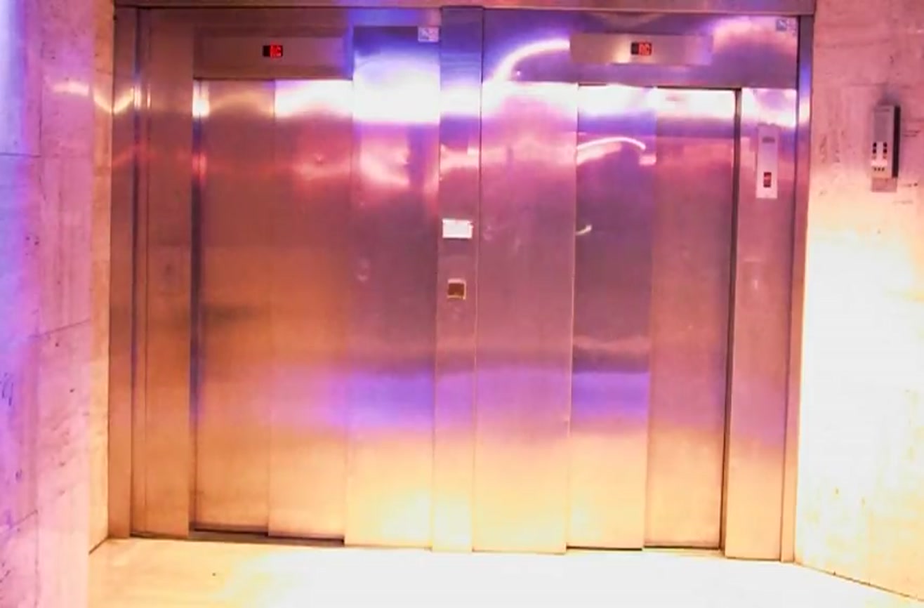 Living Room Inside An Elevator Prank By Remi Gaillard