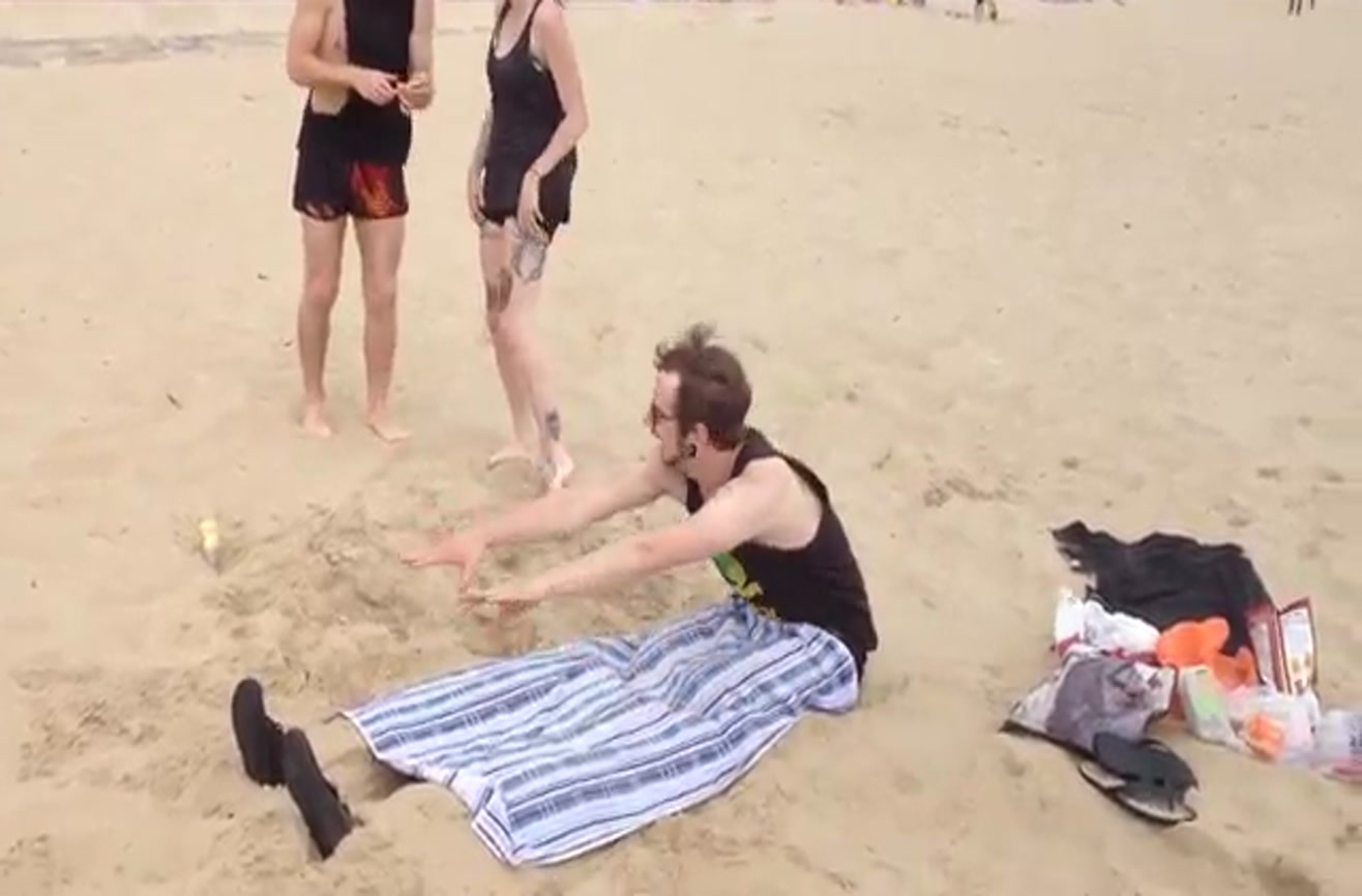 a-young-man-has-everyone-in-stitches-after-pulling-off-a-hilarious