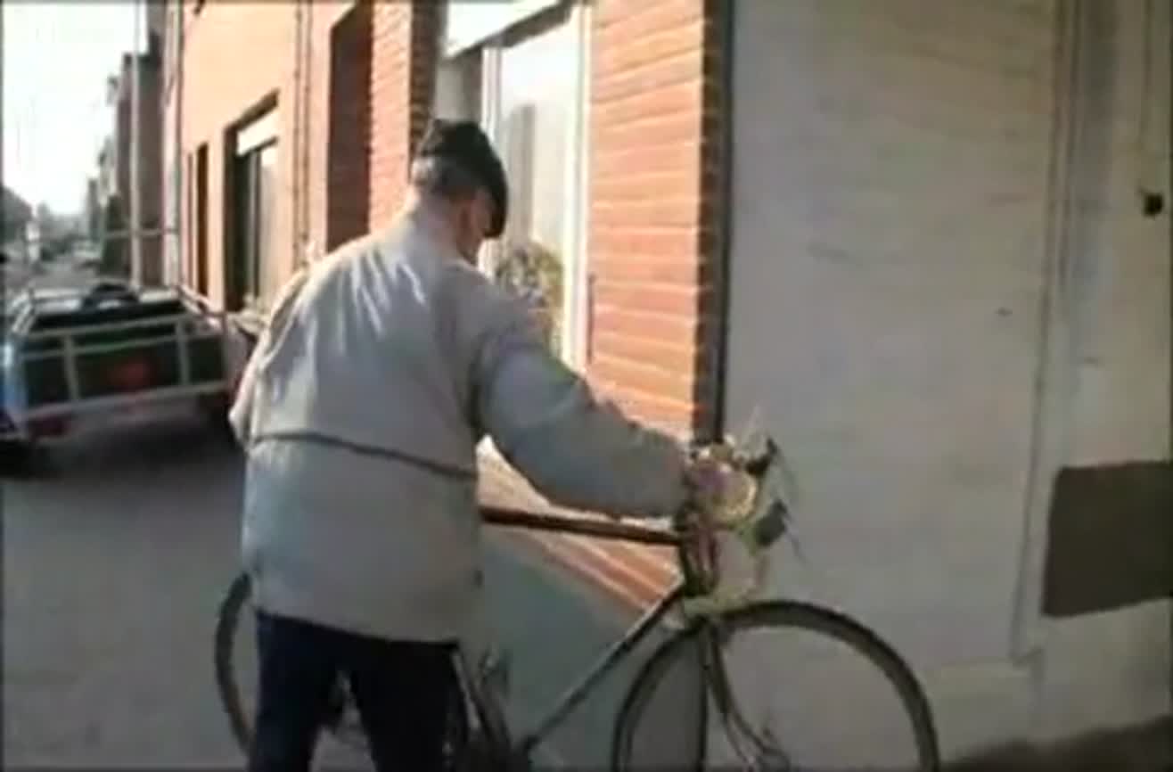 how to park a car in a narrow garage