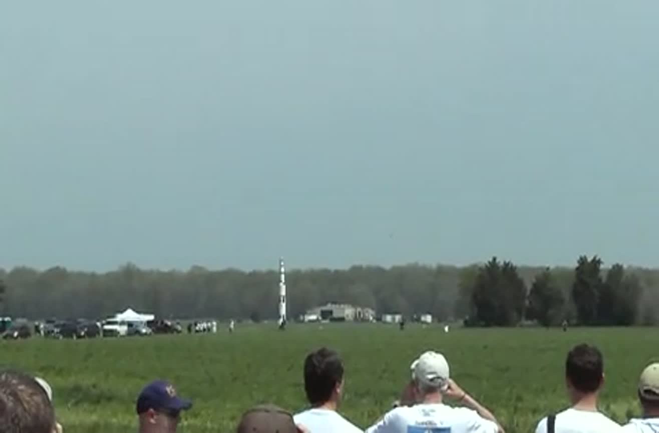 World's largest model rocket.