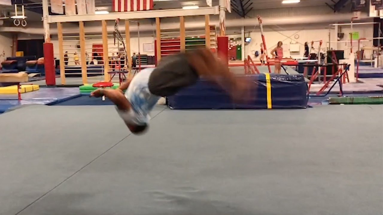 Gymnast completes 14 backflips in 10 seconds