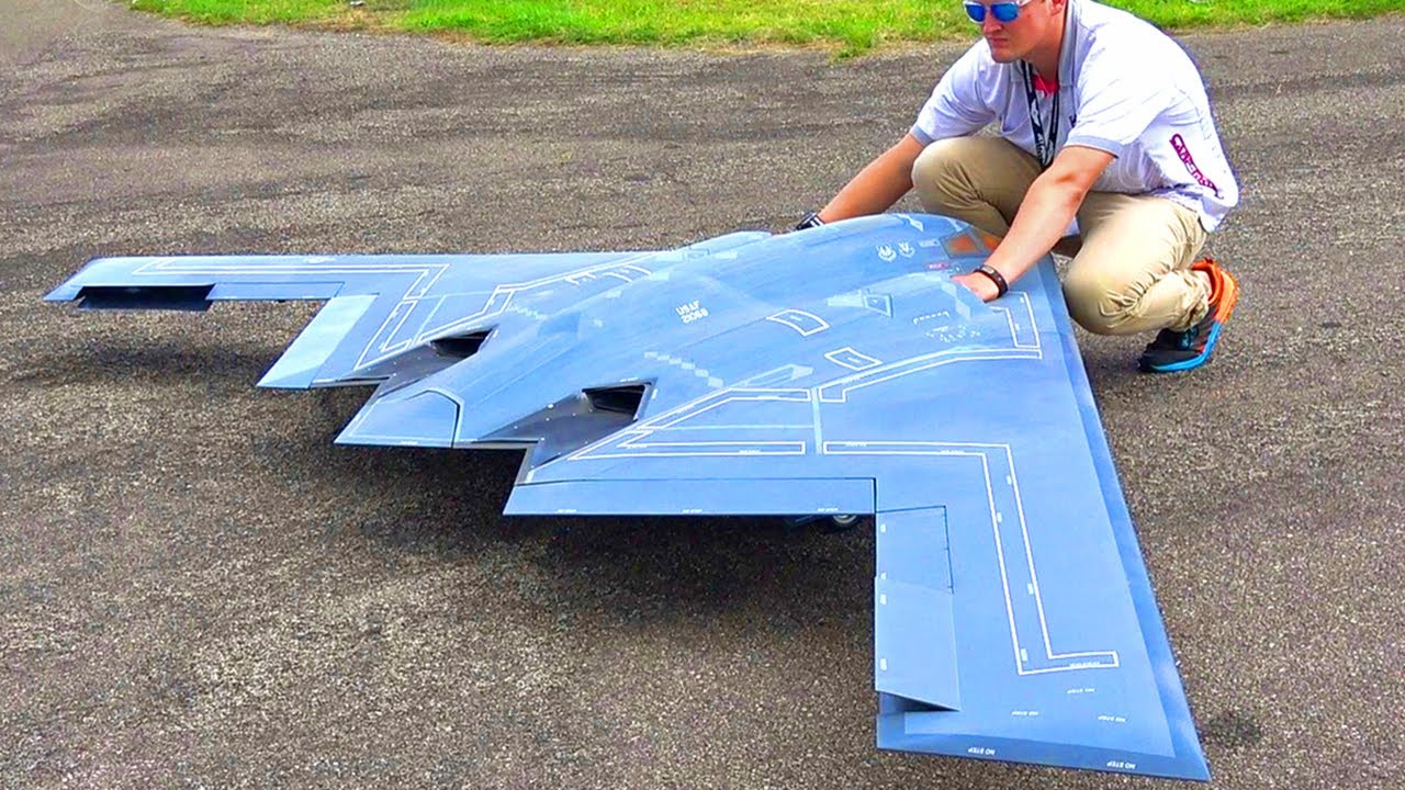 B 2 Spirit Stealth Bomber Rc Turbine Jet Flight Demo B 2 Spirit Stealth Bomber Rc Turbine Jet Flight Demo