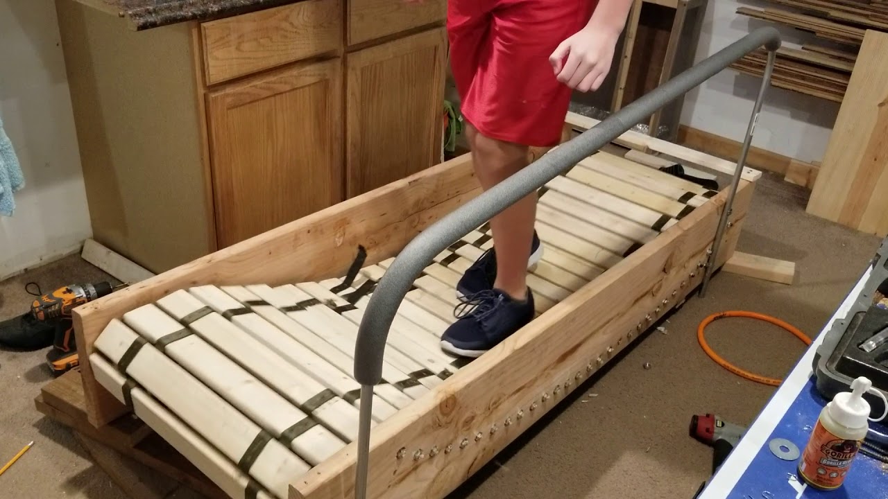 Check out this gravity roller treadmill made of wood