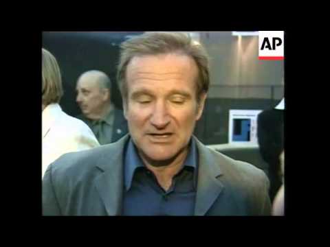 Robin Williams as Al Pacino.