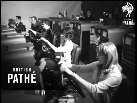 Learning to drive during 1960s with the "Drivotrainer".