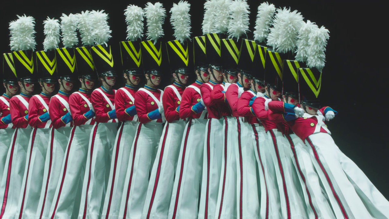 Secrets behind the Rockettes' famous wooden soldier fall.(02)